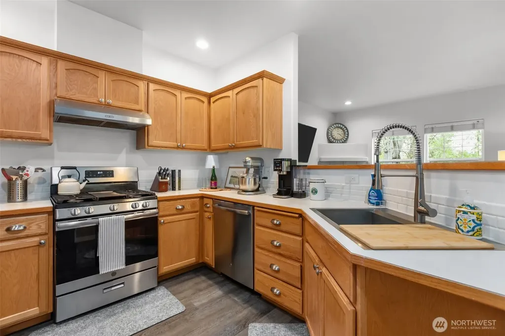 10617 NE Kingston Meadows Circle Kingston WA 98346