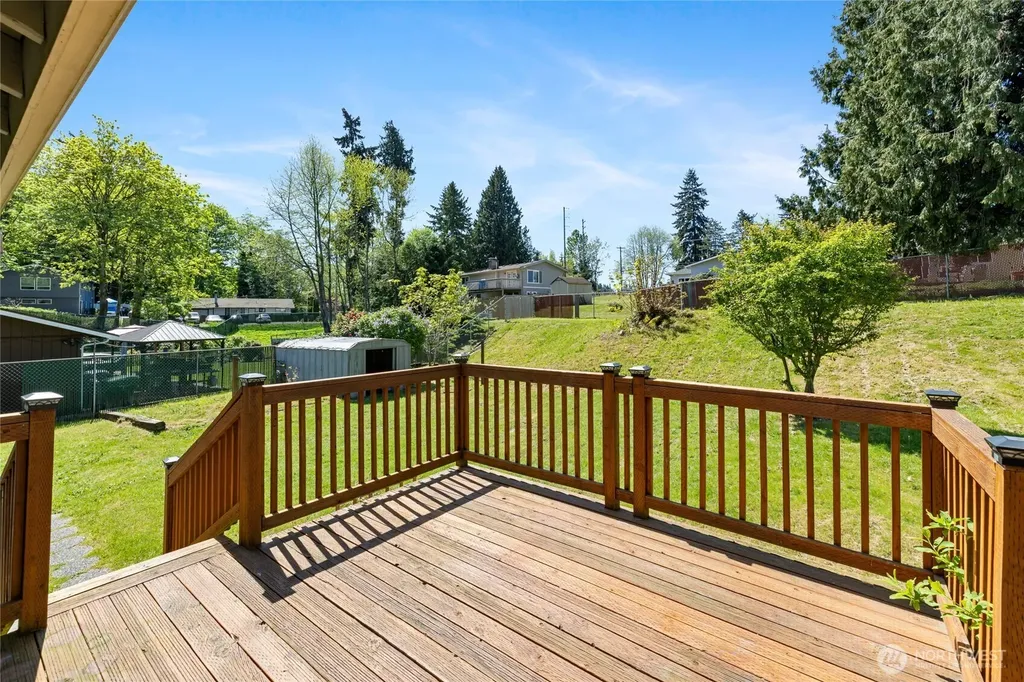 29237 20th Way S Federal Way WA 98003