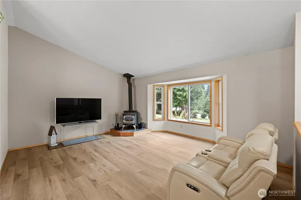 23417 32nd Avenue NE Arlington WA 98223