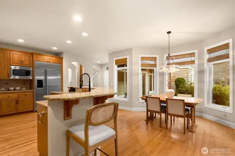 3021 278th Court SE Sammamish WA 98075
