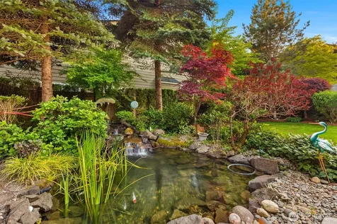 3021 278th Court SE Sammamish WA 98075