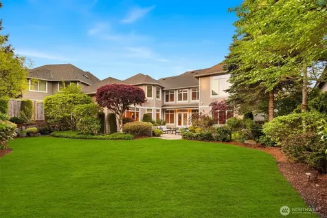 3021 278th Court SE Sammamish WA 98075