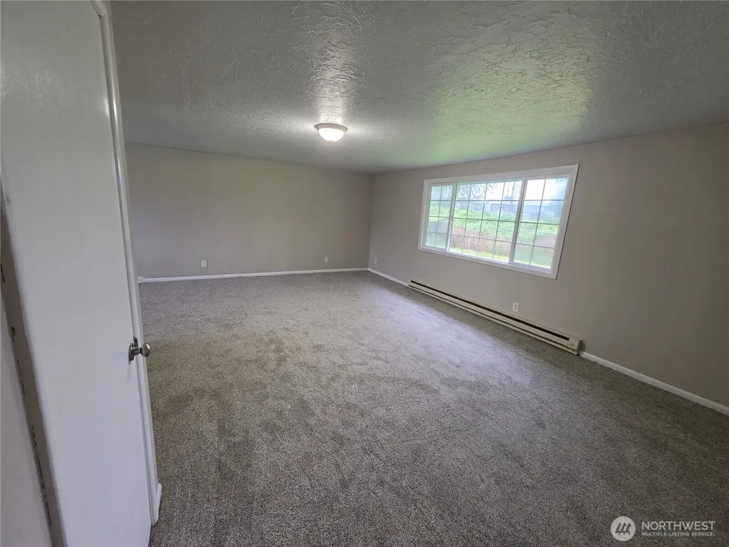 3293 Olive Way Longview WA 98632