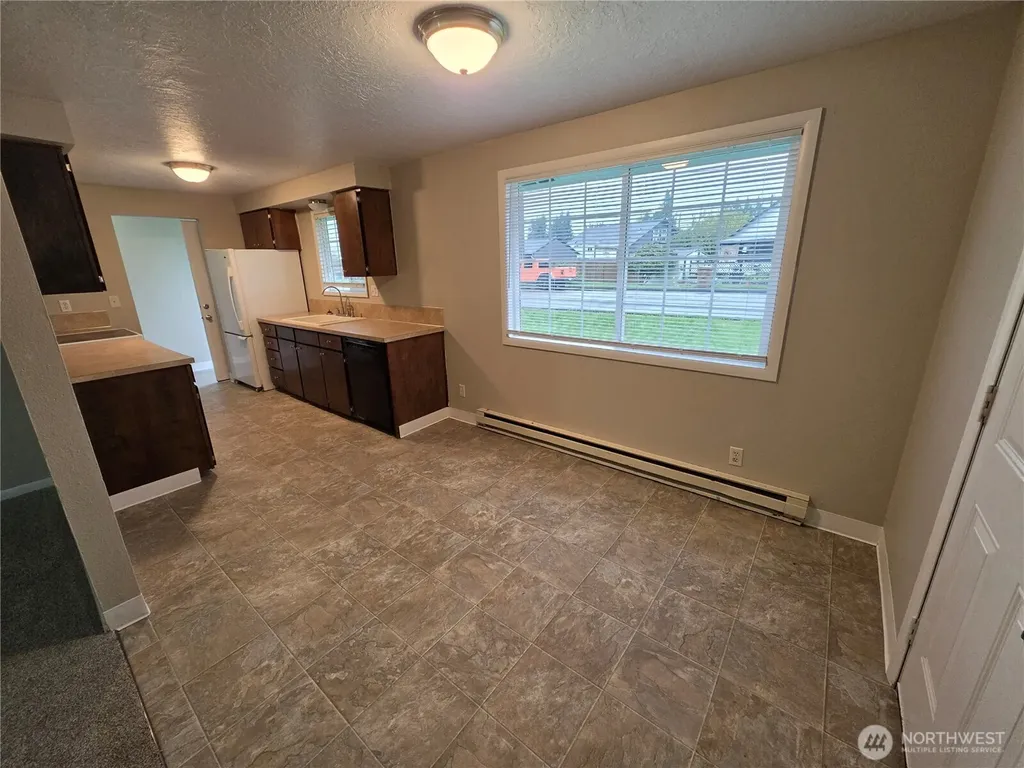 3293 Olive Way Longview WA 98632