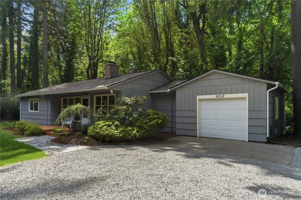 6212 Ray Nash Drive NW Gig Harbor WA 98335