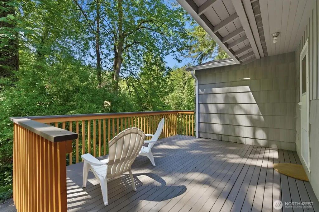 6212 Ray Nash Drive NW Gig Harbor WA 98335
