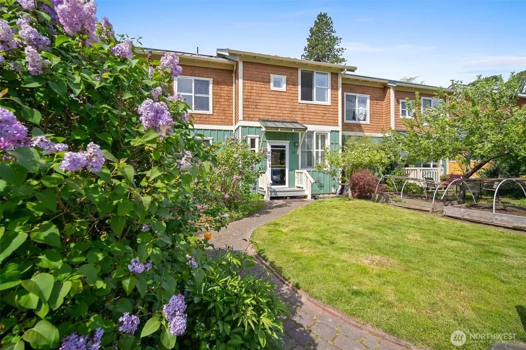 2684 Donovan Avenue Bellingham WA 98225