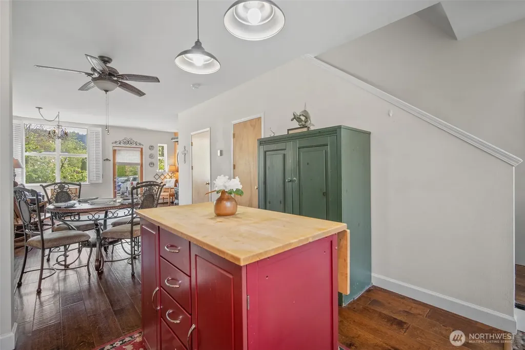2684 Donovan Avenue Bellingham WA 98225