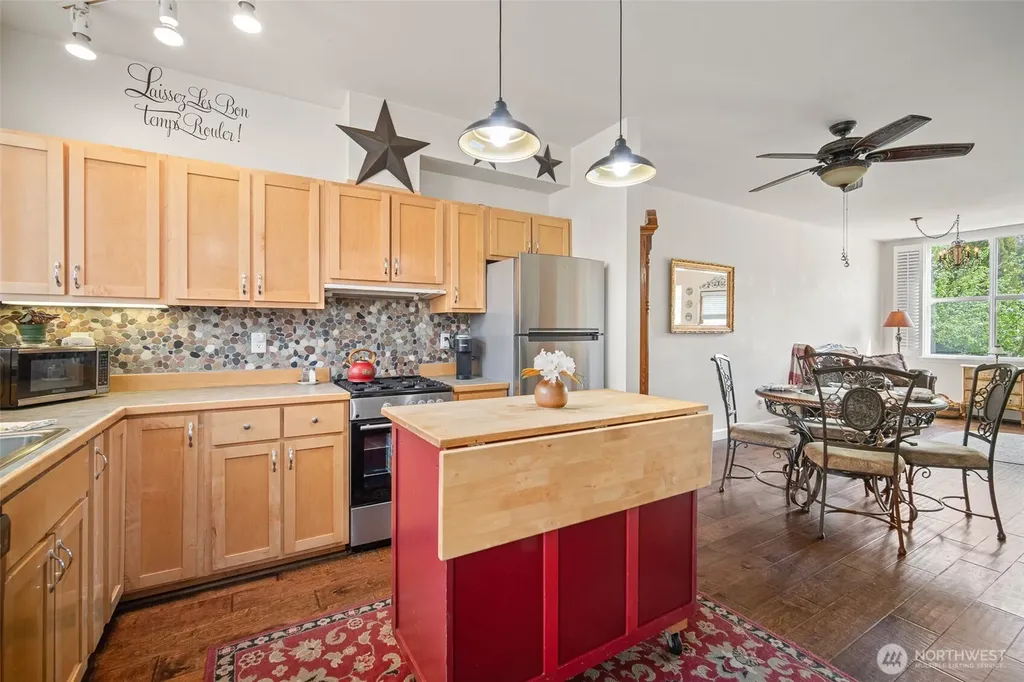 2684 Donovan Avenue Bellingham WA 98225