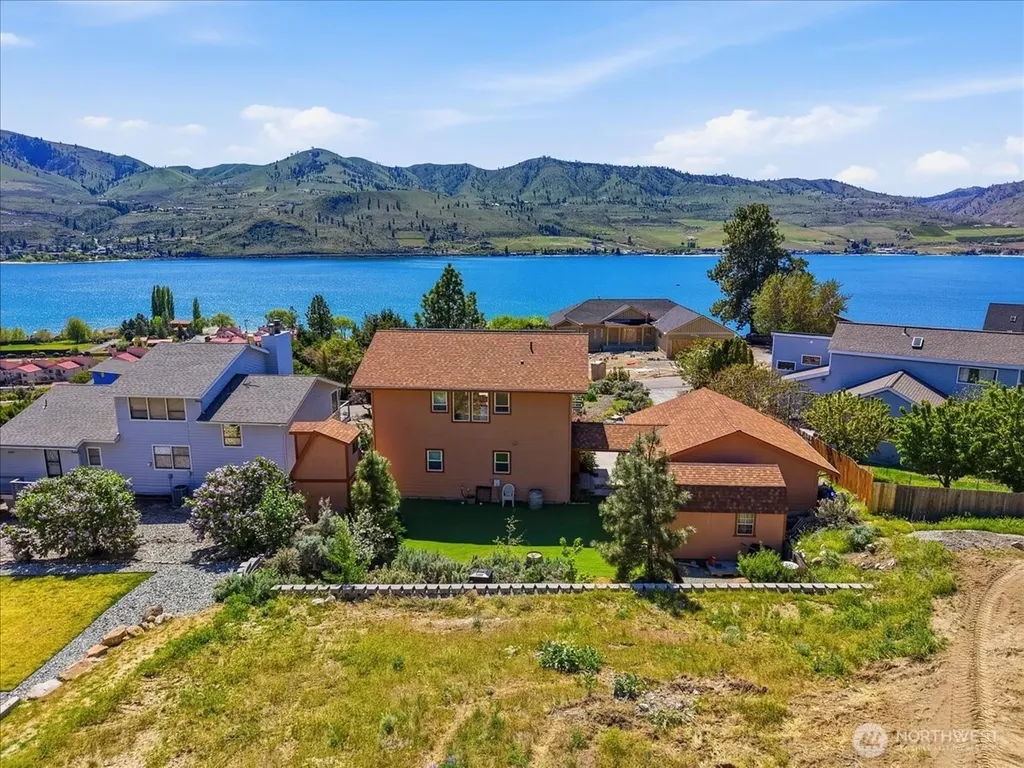 211 Riviera Drive Chelan WA 98816