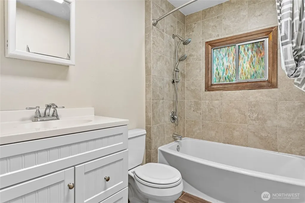 1218 Mitchell Avenue Blaine WA 98230