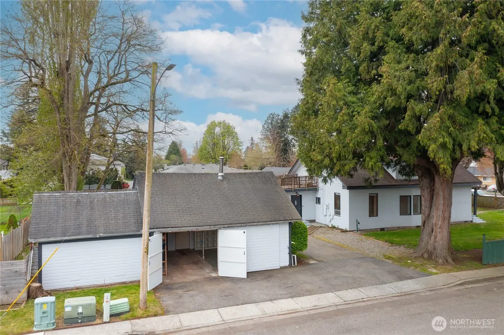 1218 Mitchell Avenue Blaine WA 98230