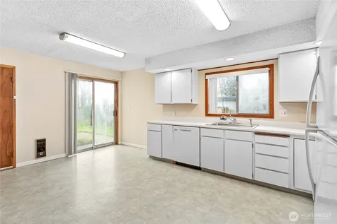 1218 Mitchell Avenue Blaine WA 98230