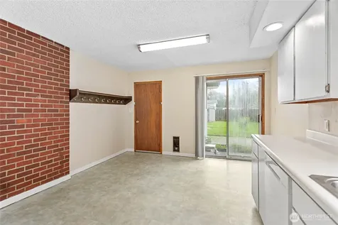 1218 Mitchell Avenue Blaine WA 98230