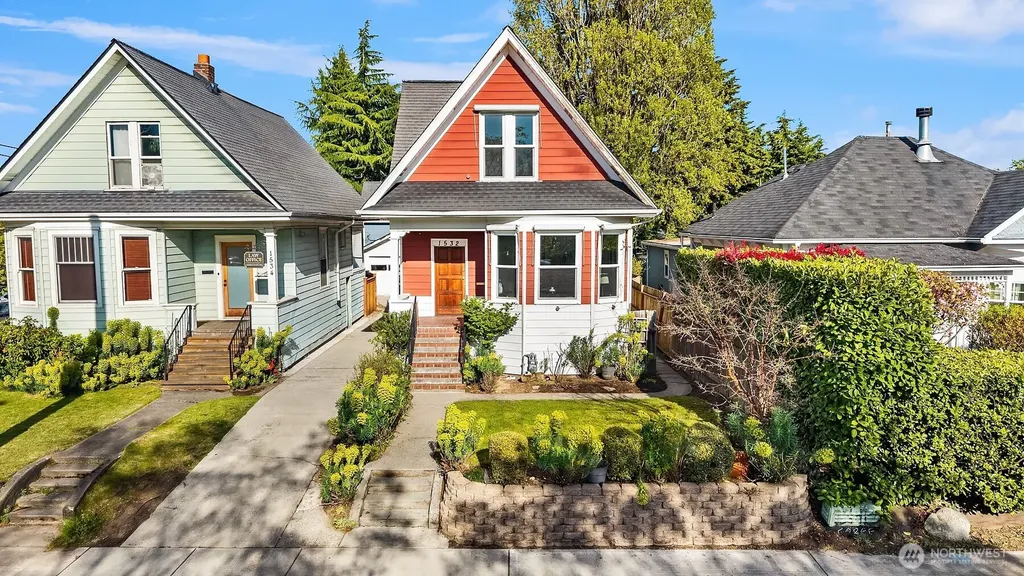 1532 23rd Avenue Seattle WA 98122