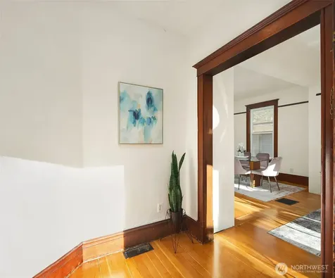 1532 23rd Avenue Seattle WA 98122
