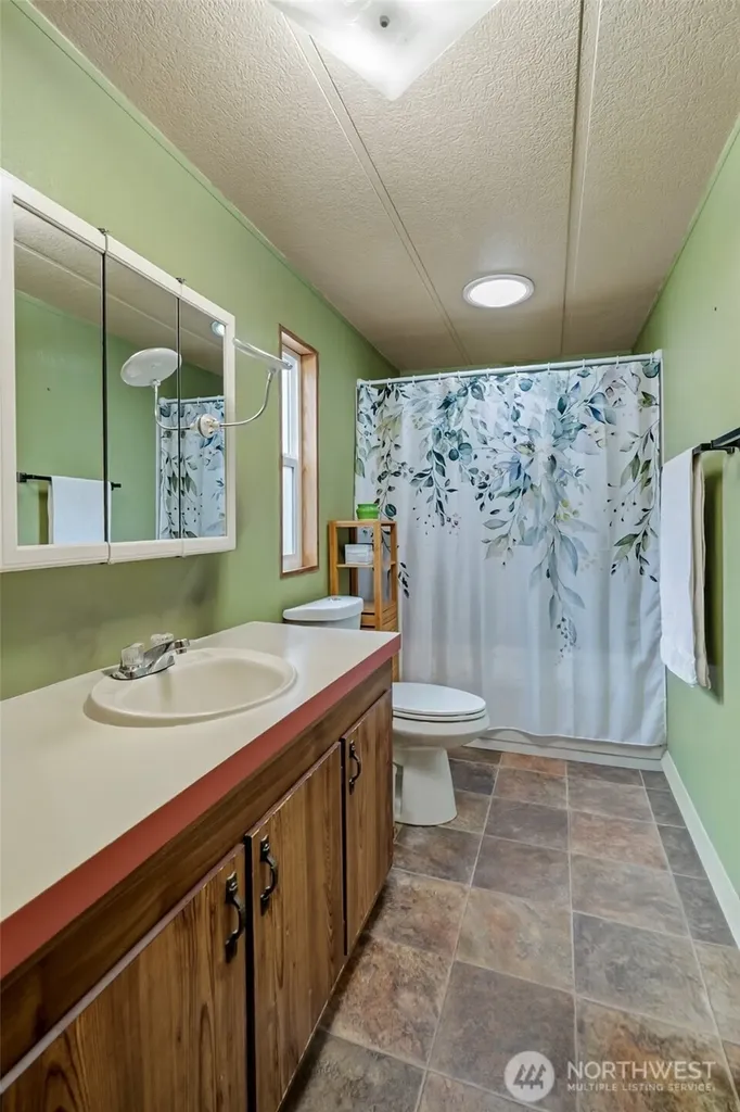 24222 54th Avenue W Mountlake Terrace WA 98043