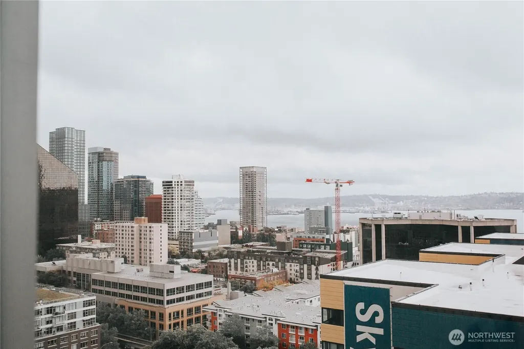 2510 6th Avenue Seattle WA 98121