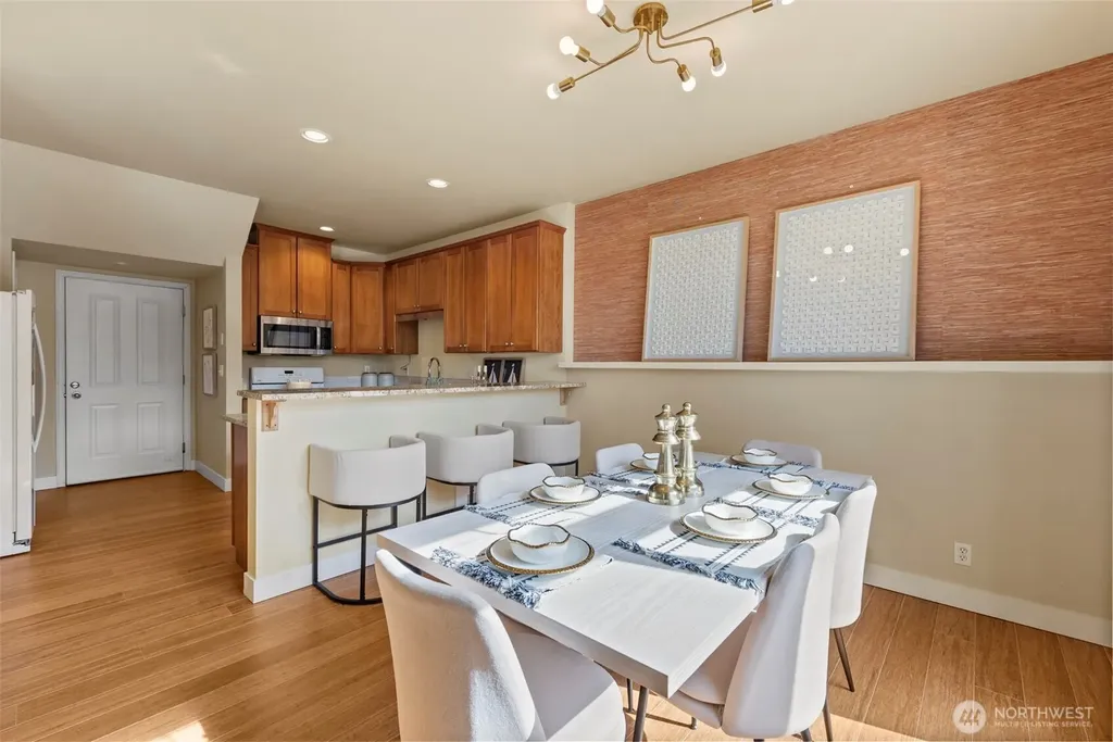 1443 NE 166th Court Shoreline WA 98155