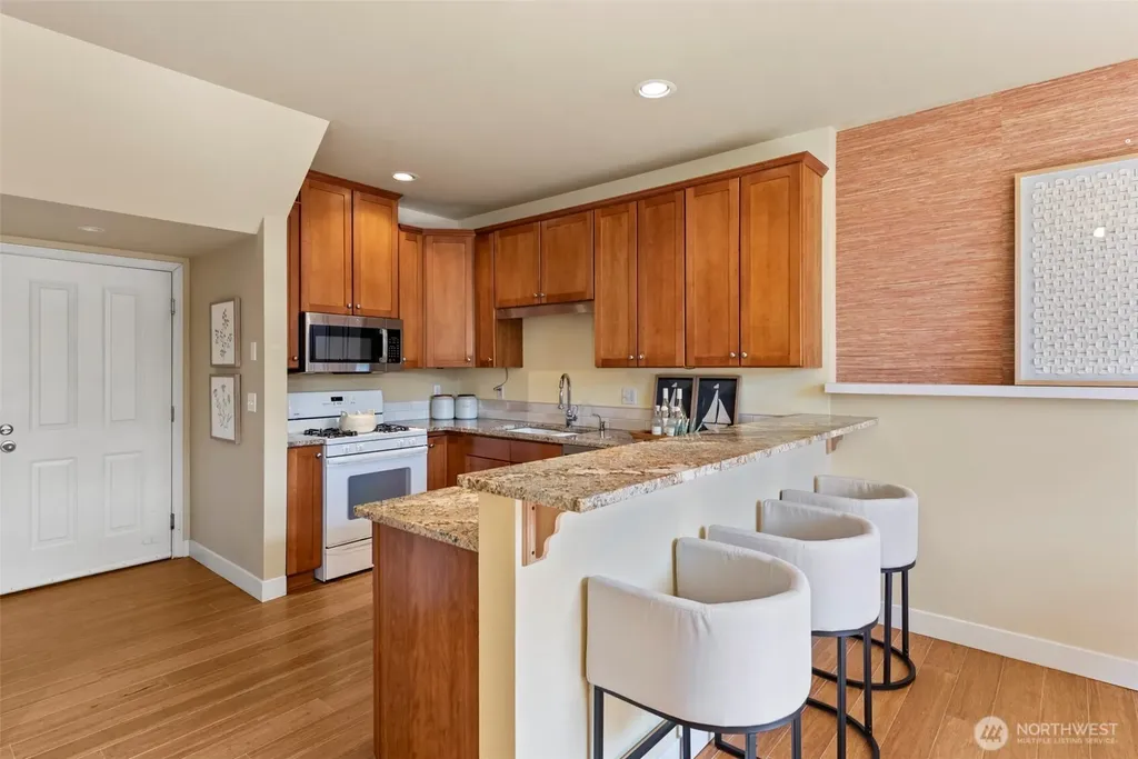 1443 NE 166th Court Shoreline WA 98155