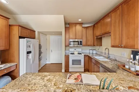 1443 NE 166th Court Shoreline WA 98155