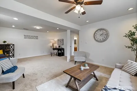 7918 W Glen Drive Everett WA 98203