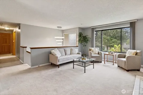 7918 W Glen Drive Everett WA 98203