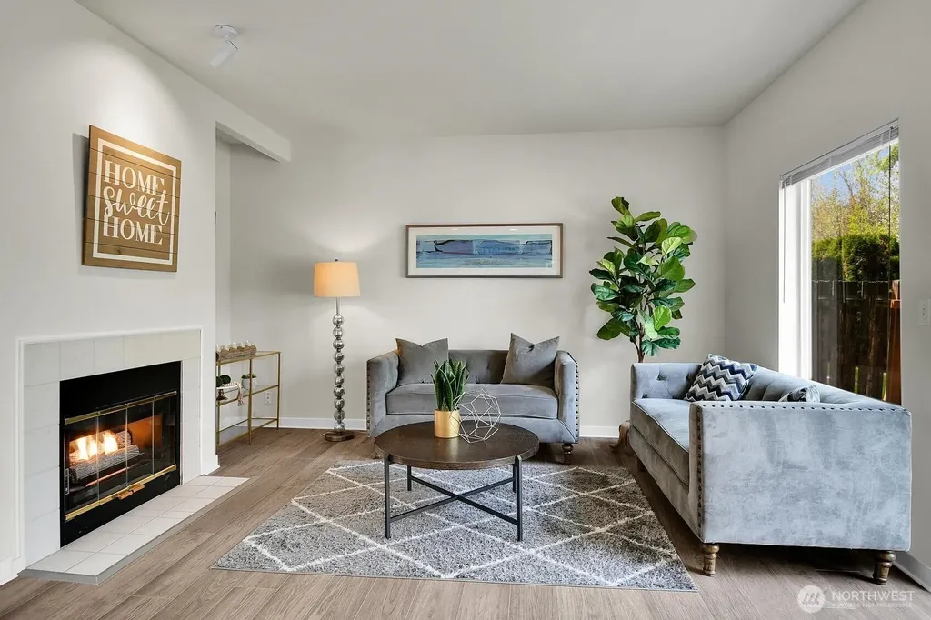 25052 SE 43rd Way Sammamish WA 98029