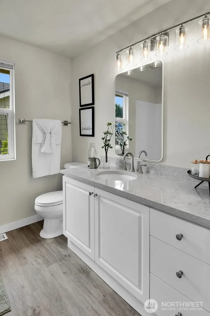 25052 SE 43rd Way Sammamish WA 98029