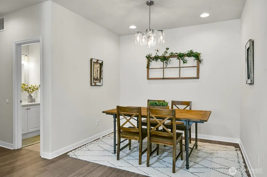 25052 SE 43rd Way Sammamish WA 98029