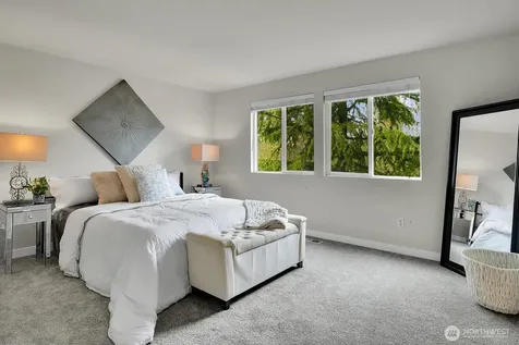 25052 SE 43rd Way Sammamish WA 98029