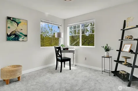 25052 SE 43rd Way Sammamish WA 98029