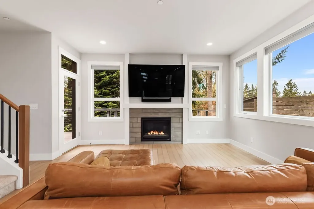 15021 73rd Court NE Kenmore WA 98028
