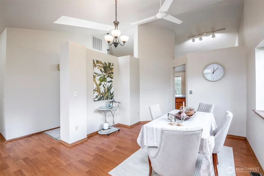 345 White River Drive Pacific WA 98047