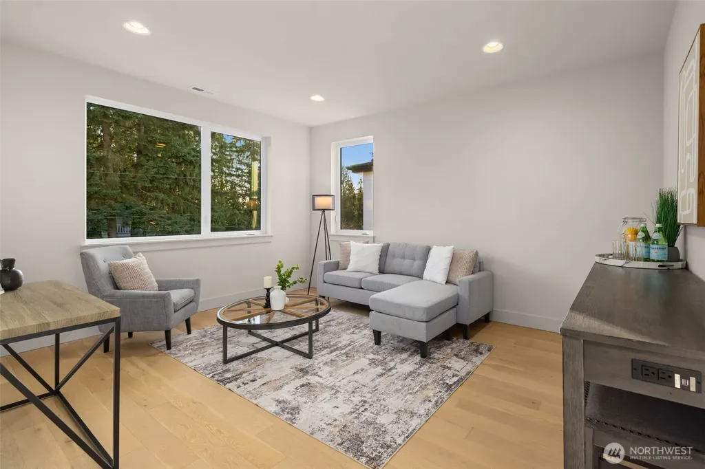 7010 NE 134th Street Kirkland WA 98034