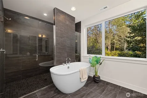7010 NE 134th Street Kirkland WA 98034