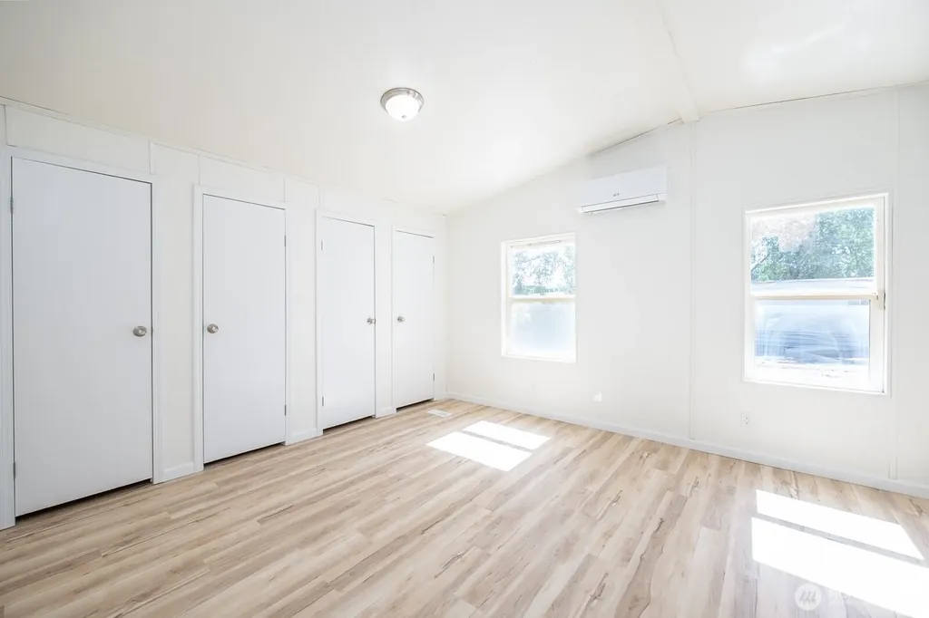 304 NW Hemlock Avenue Royal City WA 99357