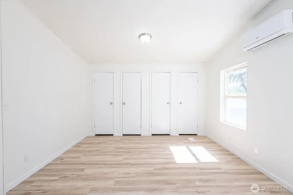 304 NW Hemlock Avenue Royal City WA 99357