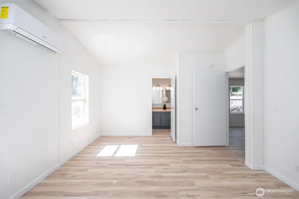 304 NW Hemlock Avenue Royal City WA 99357