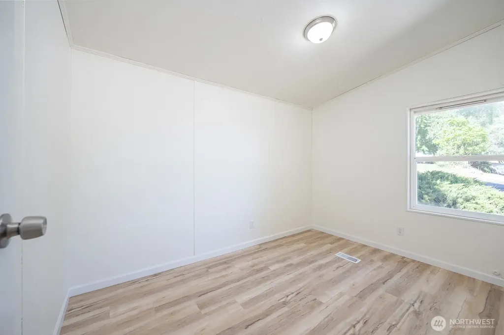 304 NW Hemlock Avenue Royal City WA 99357