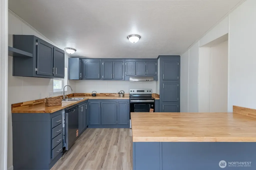 304 NW Hemlock Avenue Royal City WA 99357