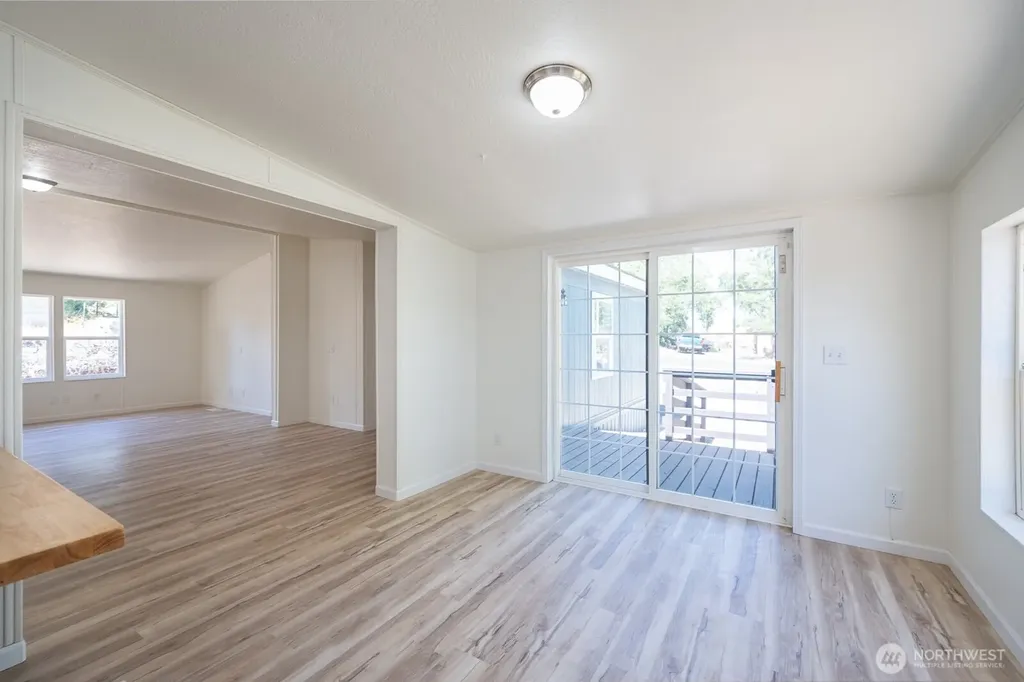 304 NW Hemlock Avenue Royal City WA 99357