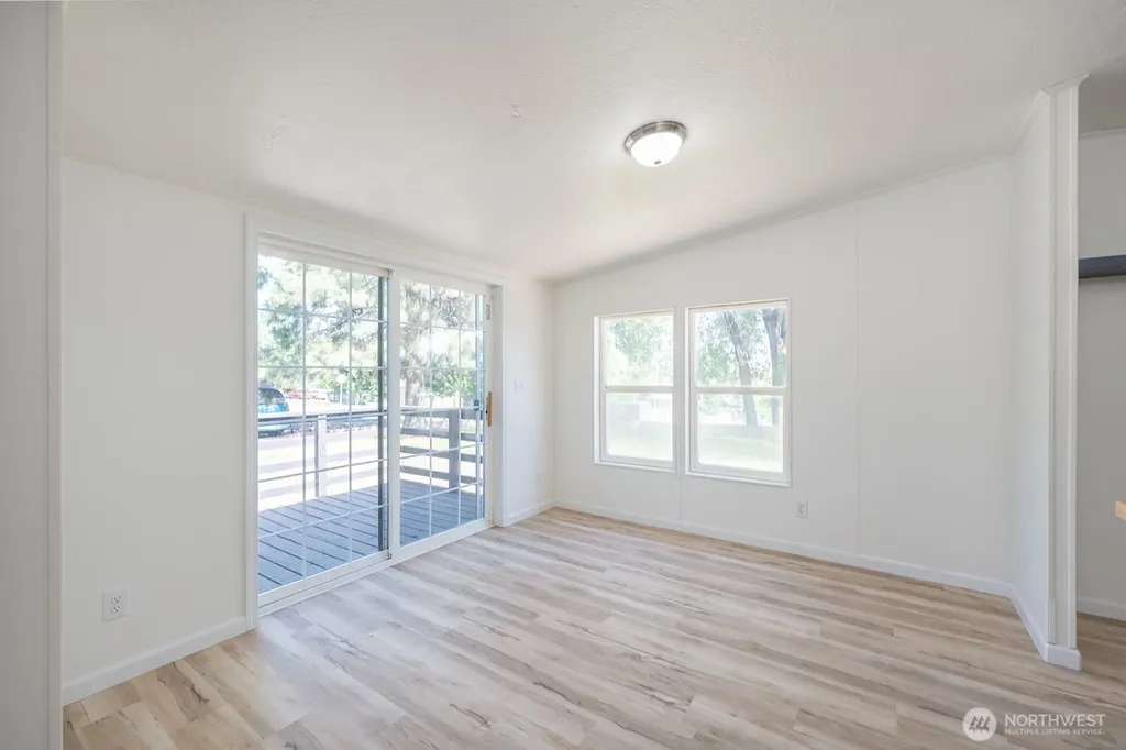 304 NW Hemlock Avenue Royal City WA 99357