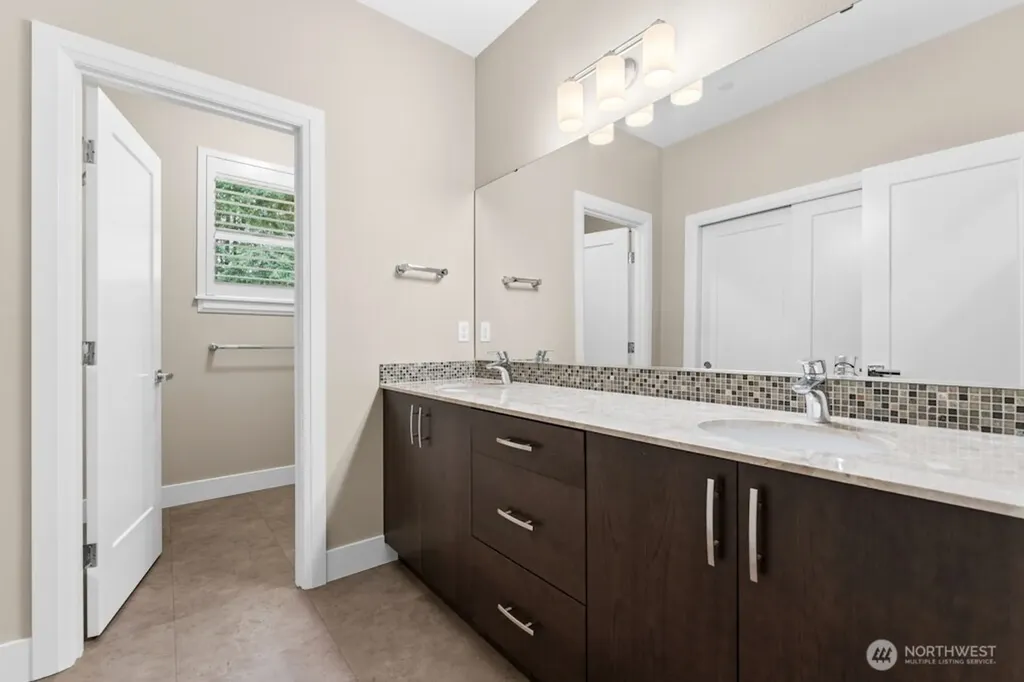 6578 Serenity Loop Gig Harbor WA 98335