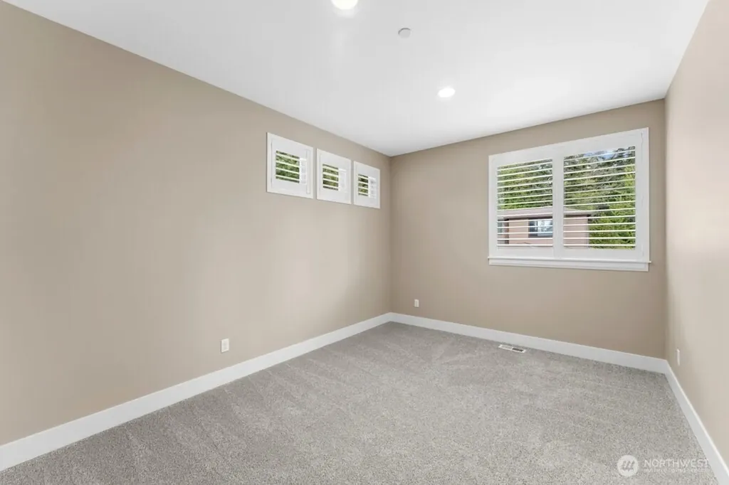 6578 Serenity Loop Gig Harbor WA 98335