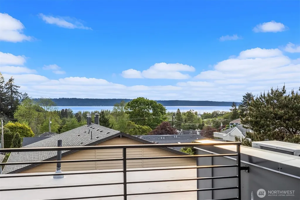 614 5th Avenue S Edmonds WA 98020