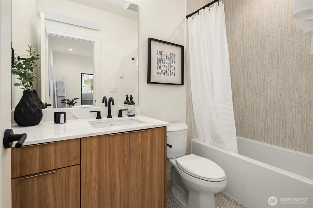 614 5th Avenue S Edmonds WA 98020