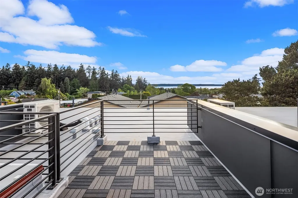 614 5th Avenue S Edmonds WA 98020