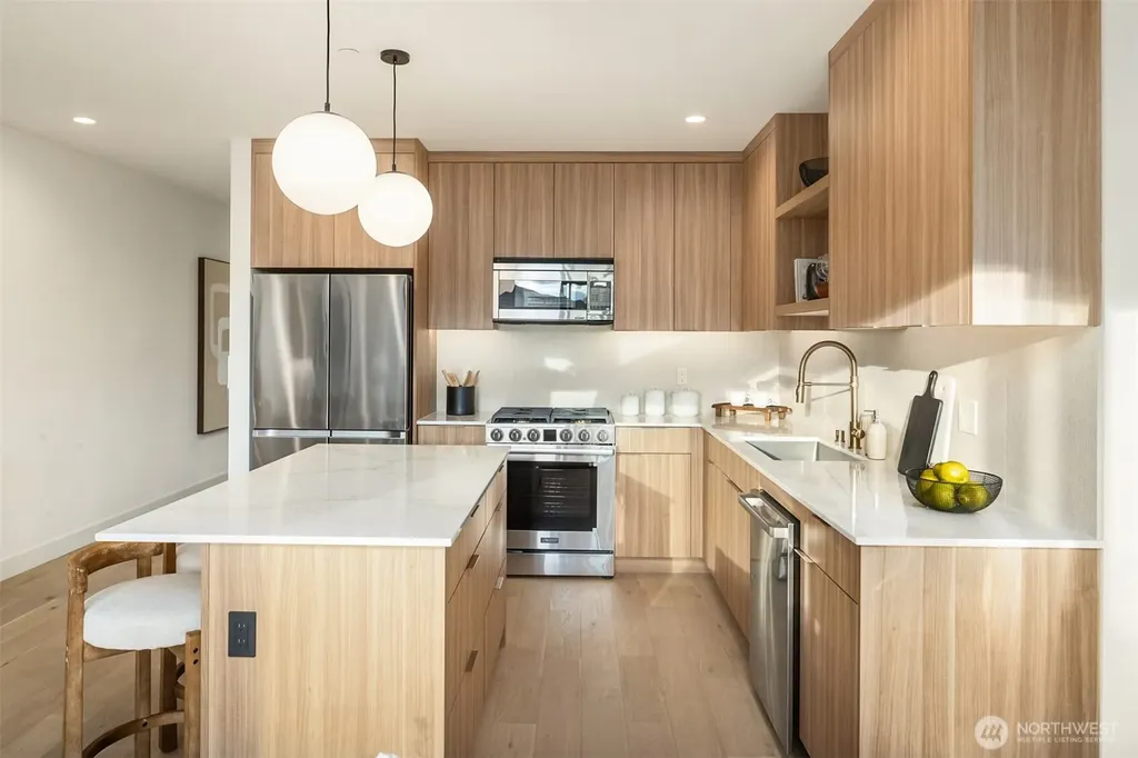 614 5th Avenue S Edmonds WA 98020