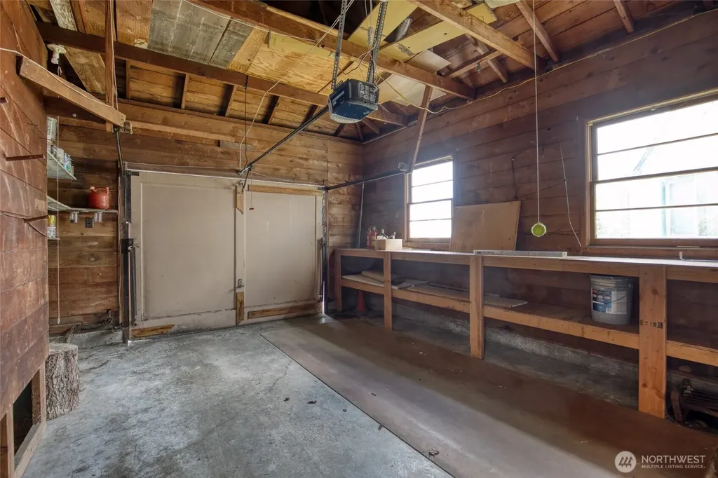 156 Emerson Avenue Hoquiam WA 98550